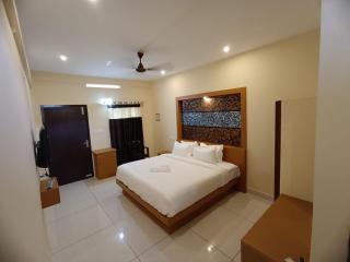 MADHAVATH RESIDENCY - Kenichira - 3