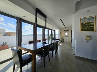 Malta Unique Penthouse Spacious Terrace-Sleeps 8 - Mġarr - 5