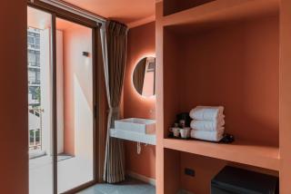 Blu Monkey Hub and Hotel Bangsaen - Ban Bang Saen (1) - 3