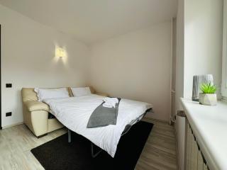 RED FLAT 2BR with Luxurious King Bed & Hot Tub - Bucareste - 7