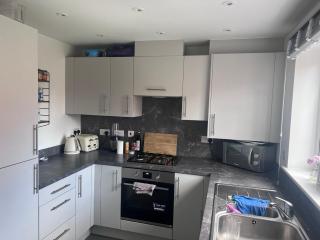 Modern Comfortable House on quiet development - Horley - 5