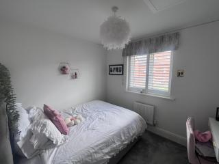 Modern Comfortable House on quiet development - Horley - 4