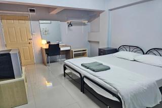 Toucan Bed and Cafe - Samutprakarn - 0
