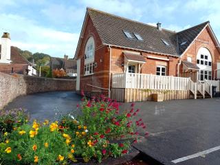 Finest Retreats - Lower School Cottages - Minehead - 0