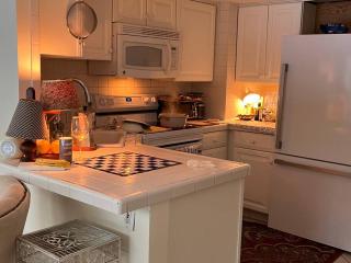 Idyllic New England Cottage - Wilton - 8