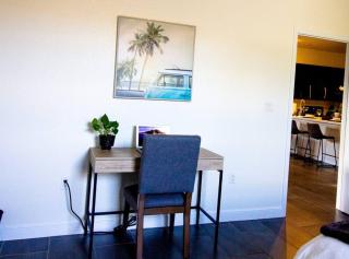 Modern & Bright Retreat by the Beach, Airport & Casino! Pool & Jacuzzi! - 3