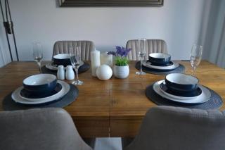 Beautiful Home in Derby Long/Med/Short Stay - 4
