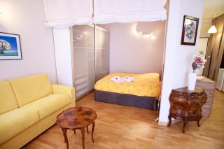 Sofia House with Private Parking - 7