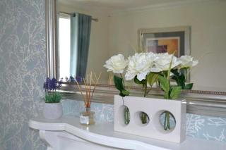 Beautiful Home in Derby Long/Med/Short Stay - 7