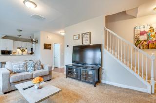 Pet-Friendly Atlanta Home 9 Mi to Downtown! - 2