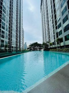 The base Central Pattaya 290 by Numam - 1