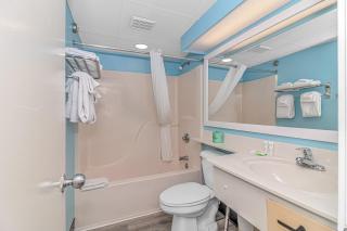 Beautifully Updated Studio! Sand Dunes Room 2745 - Myrtle Beach - 2