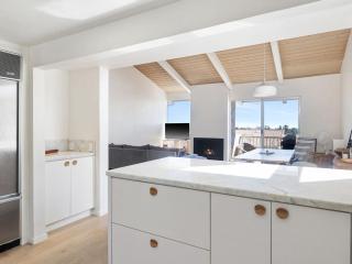 New Listing Ocean View Malibu Sanctuary - Malibu - 2