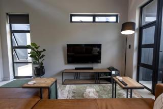 Luxurious Upmarket Apartment - 1