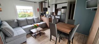 Mobil home 693 à la réserve 8 personnes avec terrasse couverte - Gastes - 2