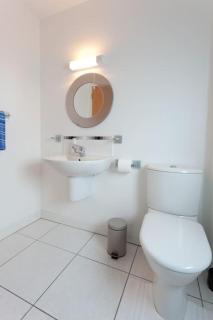 Luxury ground floor 2 Bedroom apartment Bangor. - Bangor - 4