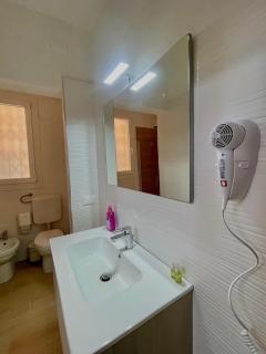 50 Tourist House Bologna - Pratello - Self check-in - Bolonia - 3