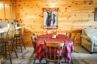 Grandpa's Den #205 - 7