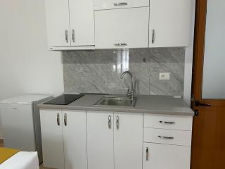Kiki's Rooms 2 - Vlorë - 0