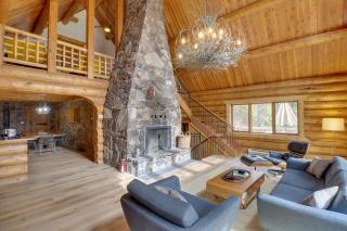 Hand-Crafted Cabin with Whitefish Lake Views! - Whitefish - 6