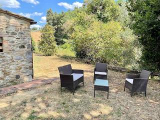 Stone house with pool - 3