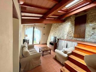 Stone house with pool - 2