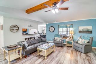 Charming Fairfield Bay Home on Golf Course - Fairfield Bay - 7