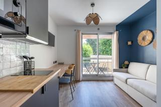 Studio rénové avec balcon près des Champs-Elysées - Parijs - 9
