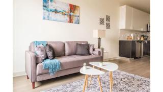 Stunning Nulu 1BR CozySuites 02 - 9