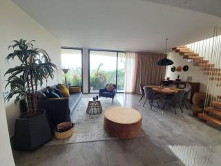 Penthouse Mannaz - Priv Pool! - 2br - 5