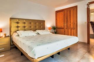 Waterfront villa with breathtaking views and pool - Colera - 6