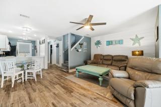 Mimis Beach Bungalow - Panama City Beach - 3