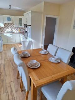 'Grange Hideaway' Town Centre (Sleeps 6) - Omagh - 2