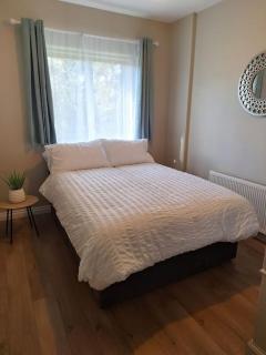 'Grange Hideaway' Town Centre (Sleeps 6) - Omagh - 4