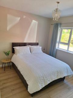 'Grange Hideaway' Town Centre (Sleeps 6) - Omagh - 6