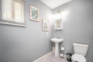 HTX King Bed Apt Near Dtown MedCenter Sleep 6 - Houston - 6