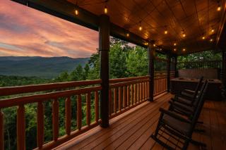 Treasure of Tennessee - Gatlinburg - 3