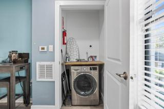 Arbor Villa 2 I 4 Apts Sleeps 24 Near Dtown - Houston - 2