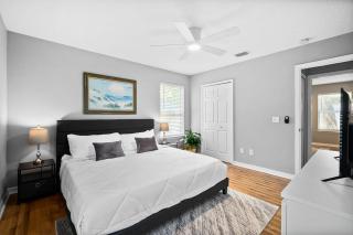 Peaceful Pearl Retreat- 5 Minutes to Downtown, 10 Minutes to Beach - St. Augustine - 5