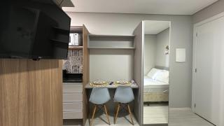 4- Studio para casal. Ótima Localização - Curitiba - 4
