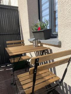 Agréable maison avec parking gratuit - Quarouble - 2