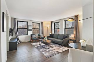MERGED Well-Equipped 2BR Apartment - The Blackwood 400 - Chicago - 0