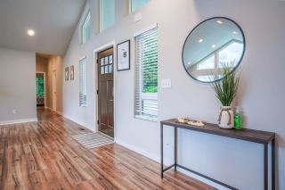 Shelton Waterfront, Fire pit, Hot tub, Game, Beach - 4