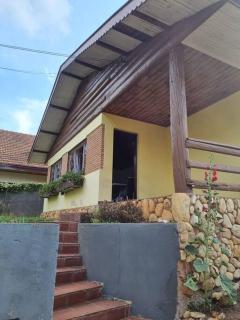 Aconchegante casa em Campos do Jordão - 1