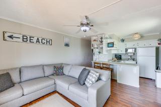 North Topsail Beach Condo with Ocean-View Balcony! - North Topsail Beach - 6