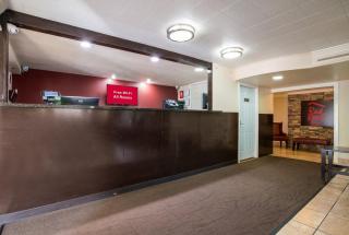 Red Roof Inn North Dallas - Park Central - 5