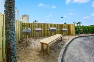 Lighthouse 816 - NEW Luxury Beachfront Condo - Gulf Shores - 2