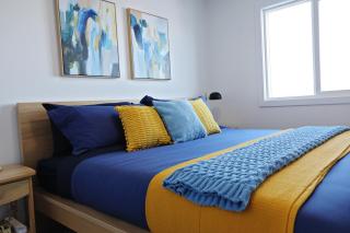 BoHo Retreat with King Beds, Golf, Disney+, Near WEM - 3