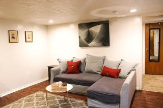 1 Bed Apt - Amazing Location 1 Block to Carson St - Pittsburgh - 9