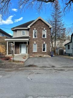 Magnifique maison près de l’eau - Laval - 0